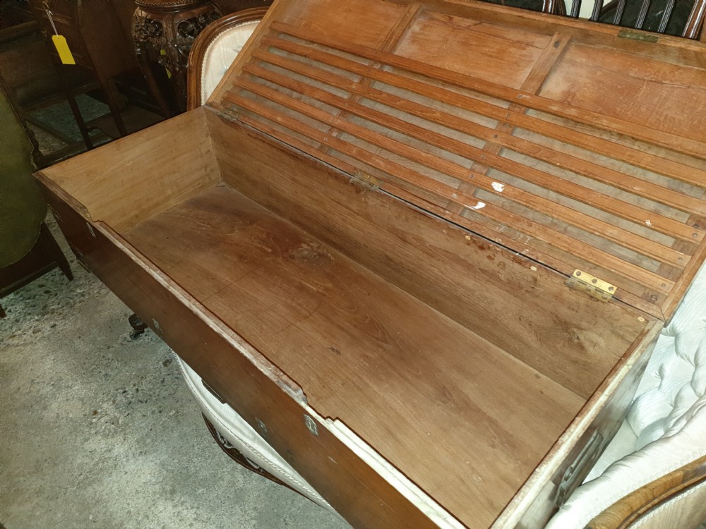 Large teak travelling trunk View V