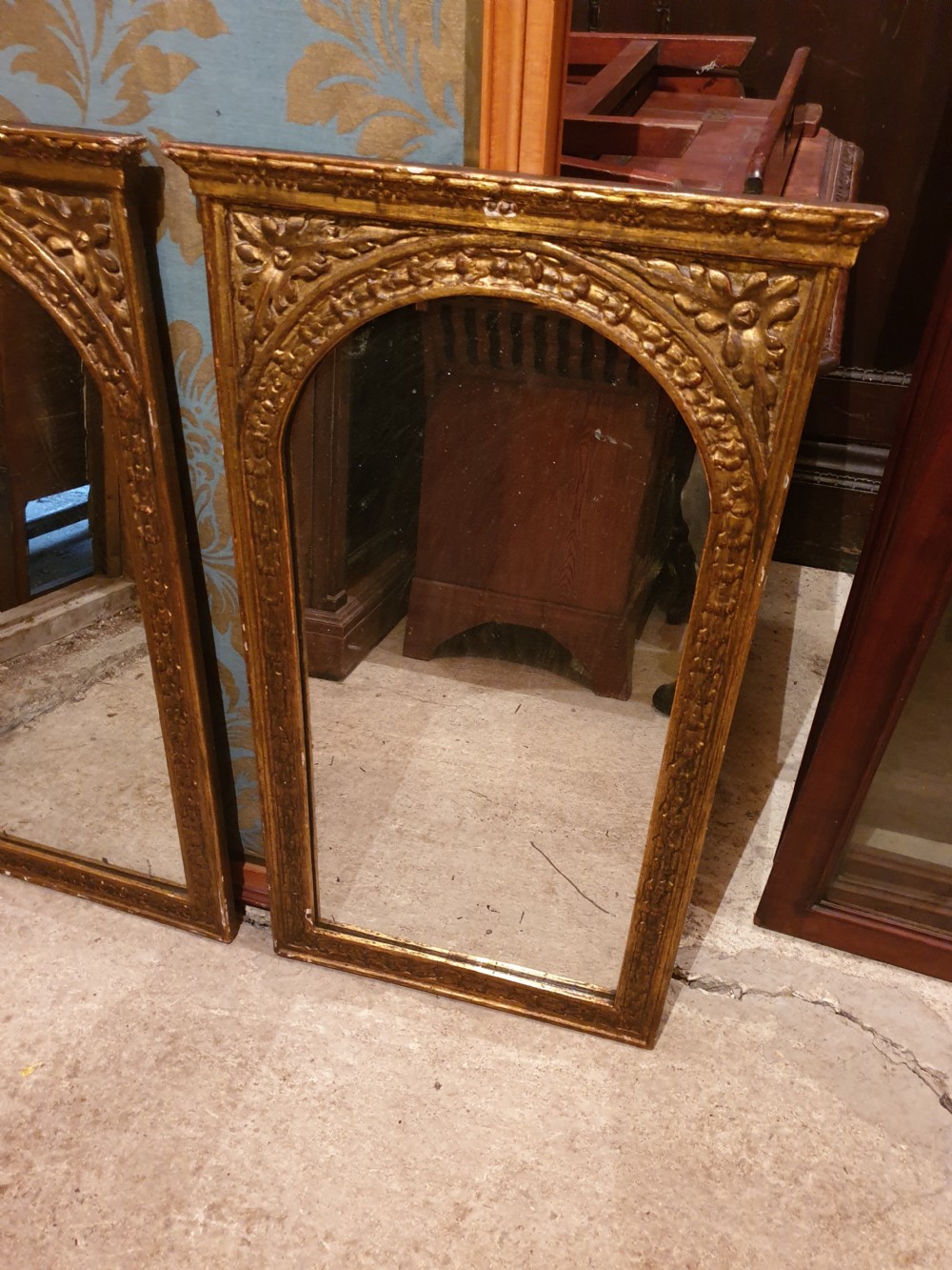 Pair of 19th century wall mirrors View IV