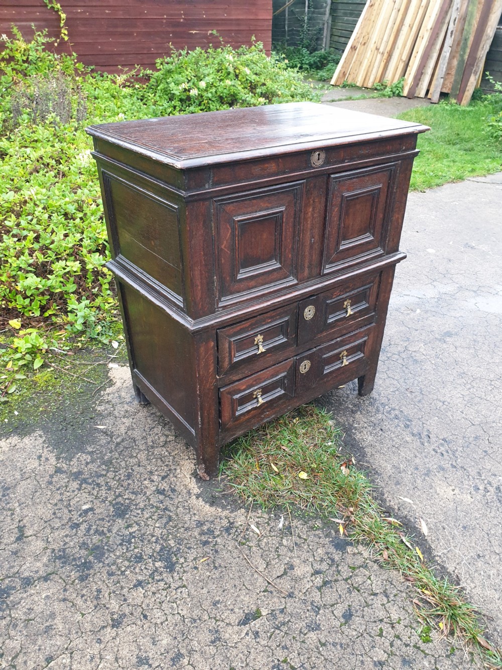 18th century oak 2 drawer cupboard 