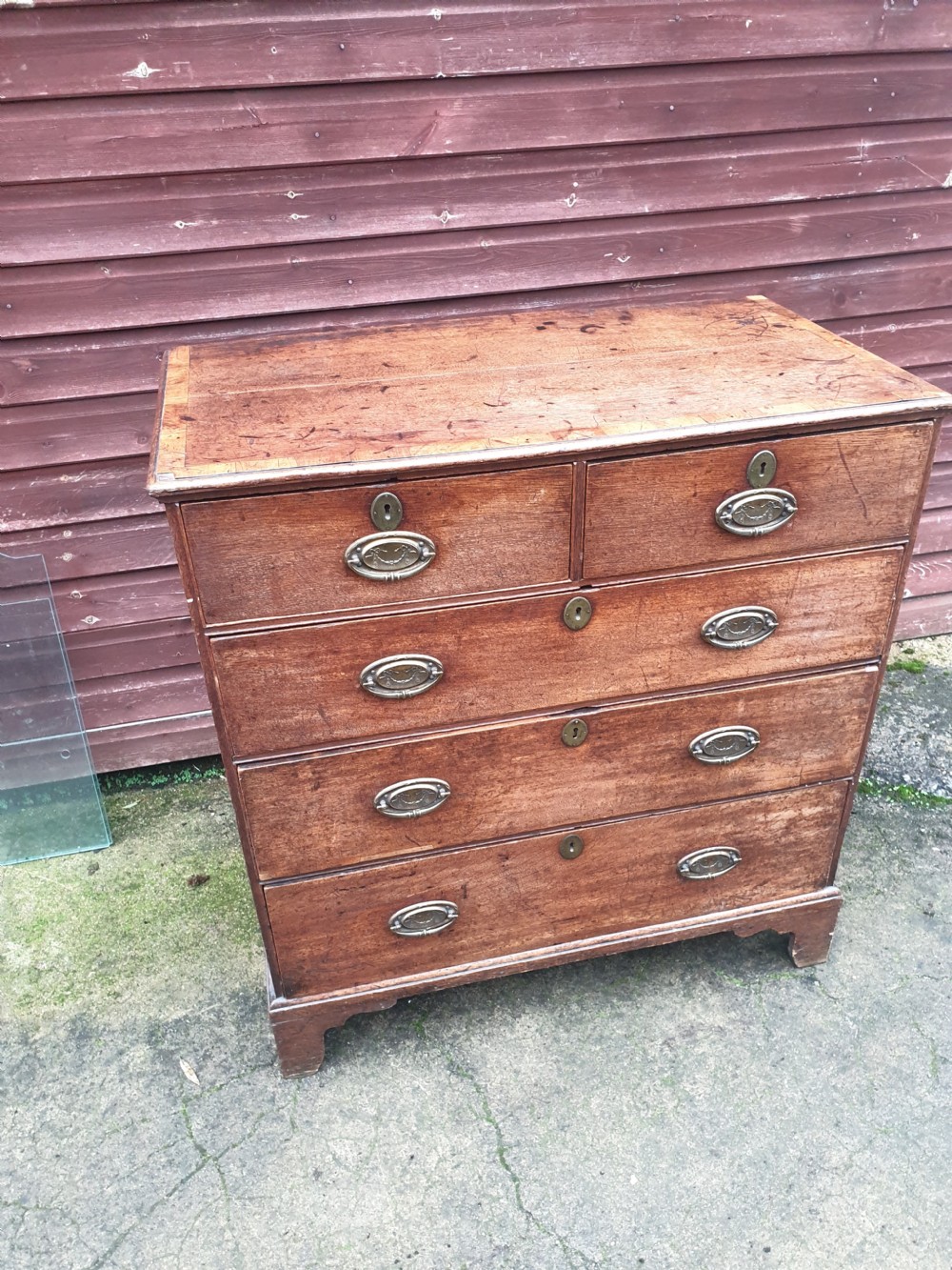 Late Georgian oak chest of drawers. 