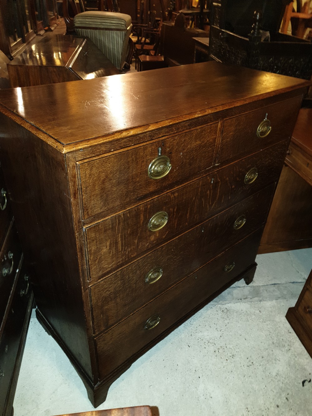 Late Georgian oak chest of drawers  View II