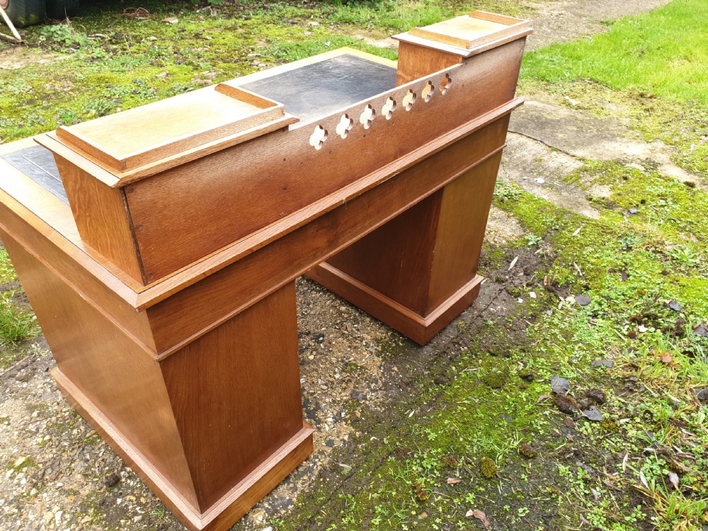 Late Victorian light oak kneehole pedestal desk.  View V