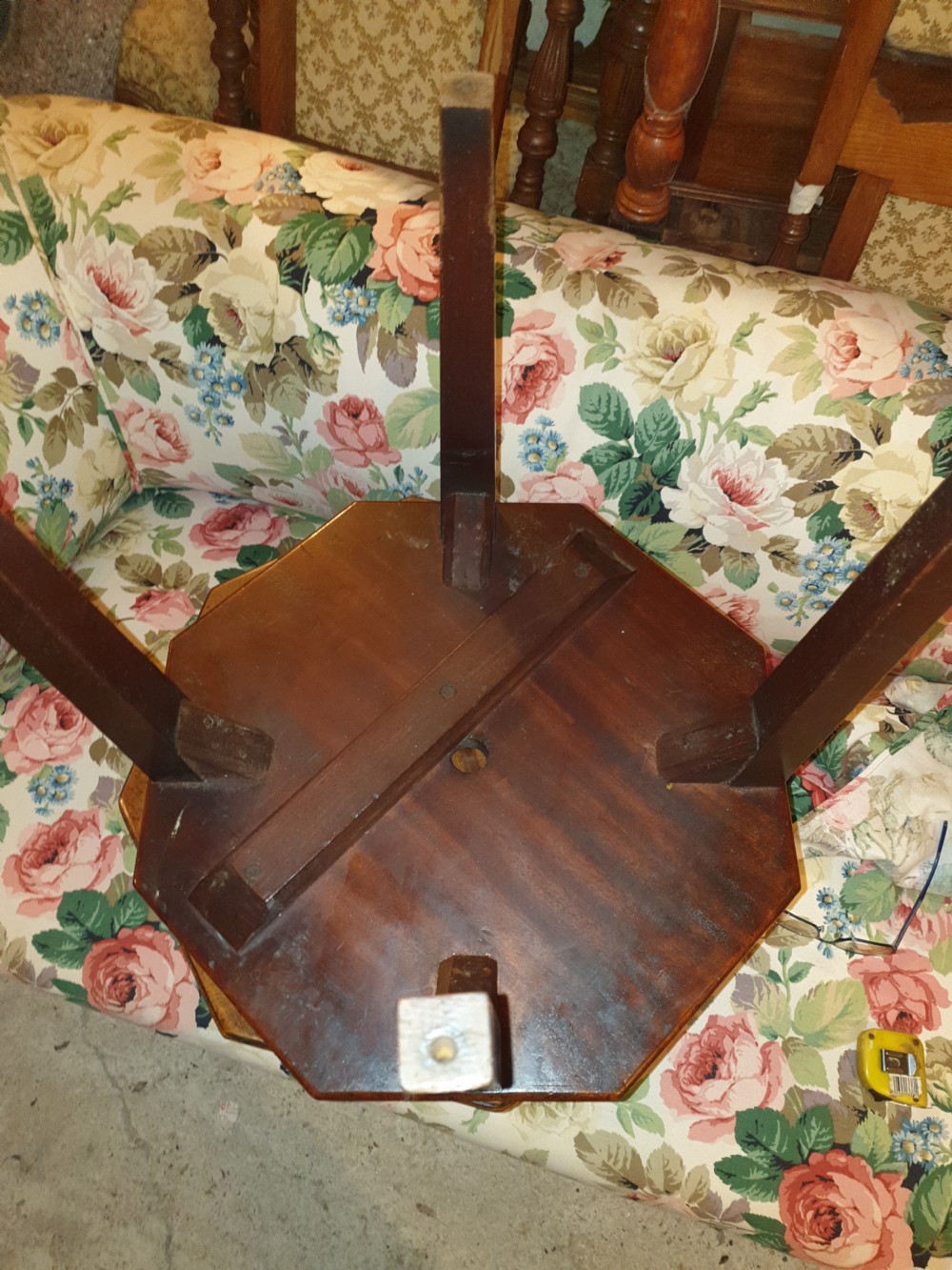 Late Georgian mahogany wine cooler with original interior   View III