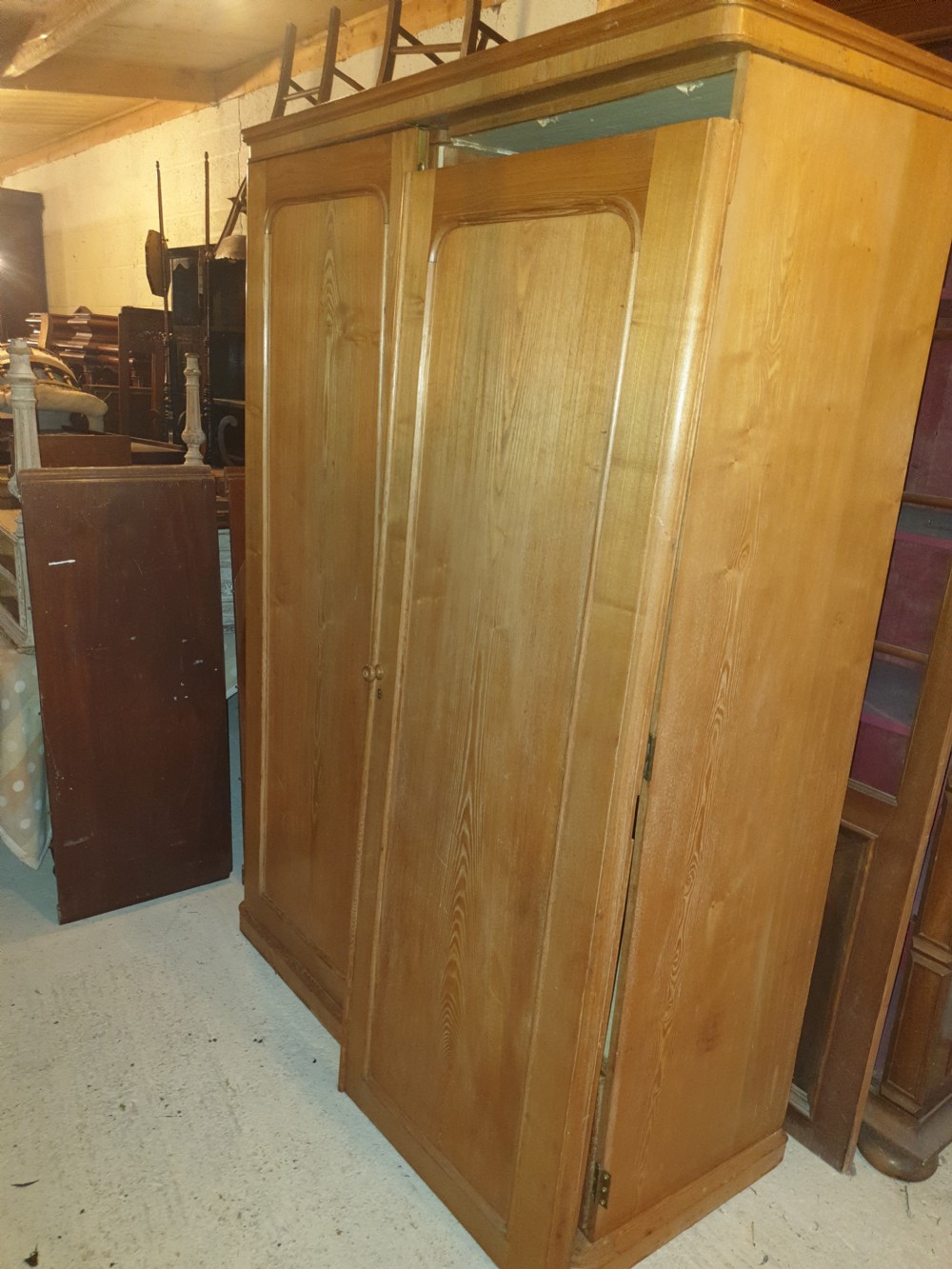 Victorian 2 door wardrobe  View VII
