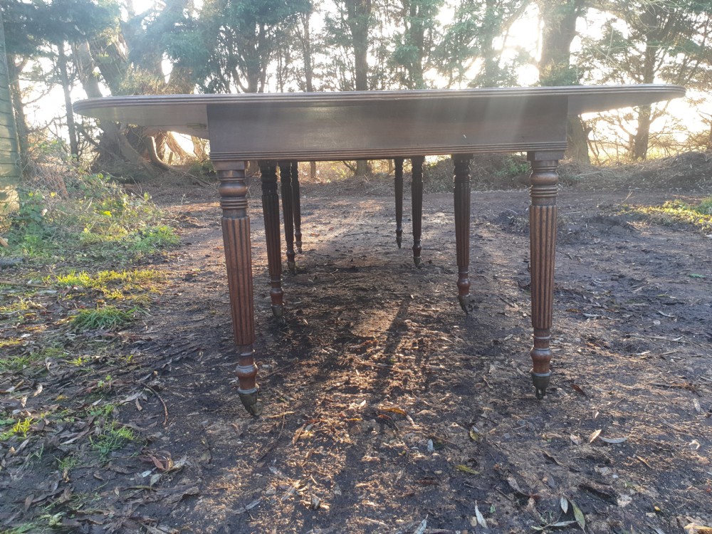 Early 19th century Gillows style extending table. View VIII