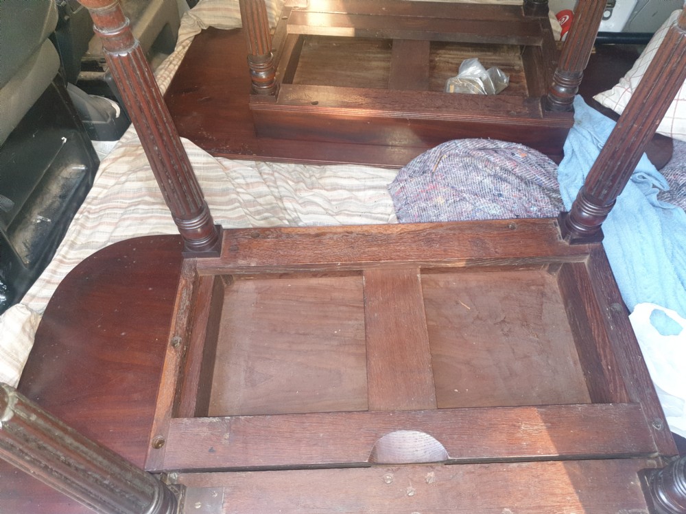 Early 19th century Gillows style extending table. View XI