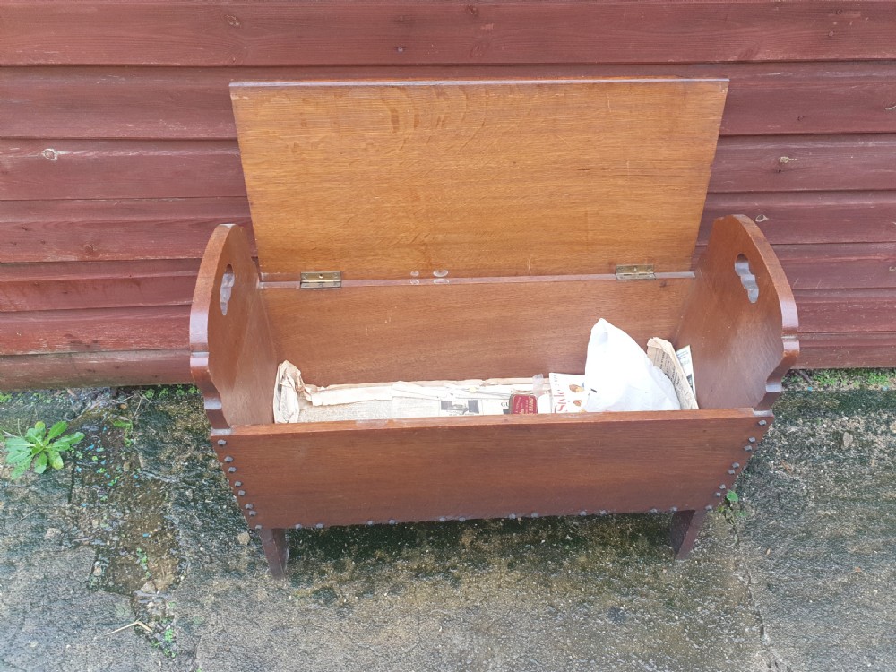 Small oak box seat hall bench View III