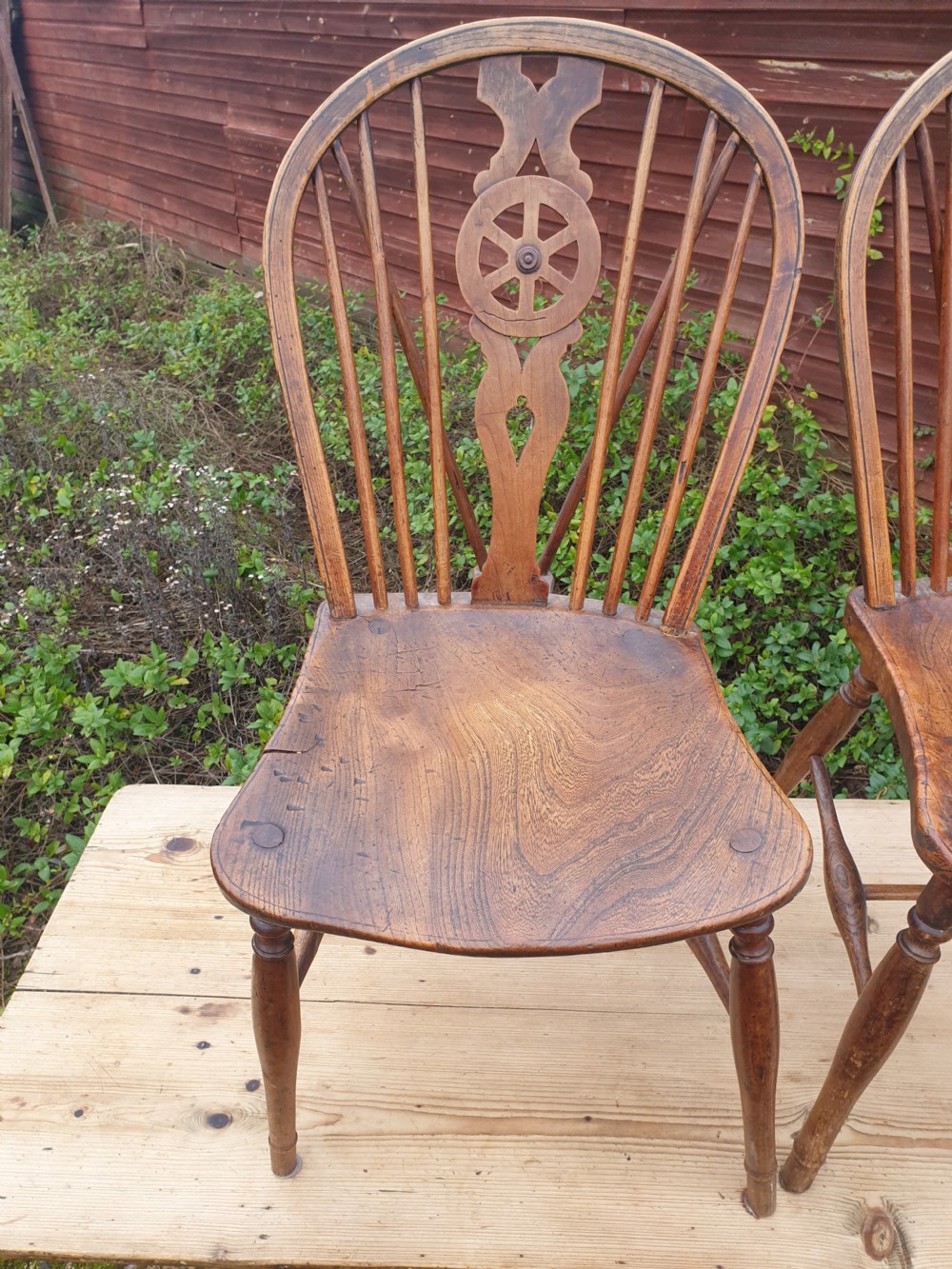 Pair of early 19th Windsor wheel back chairs View II