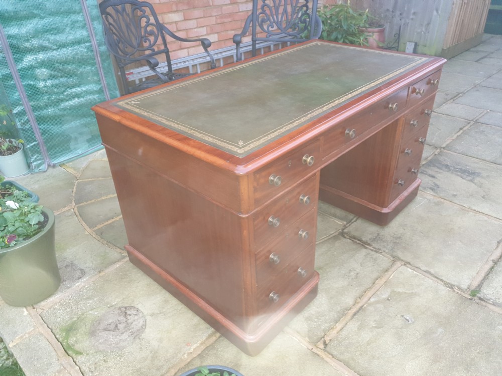 Victorian mahogany kneehole pedestal desk  View V