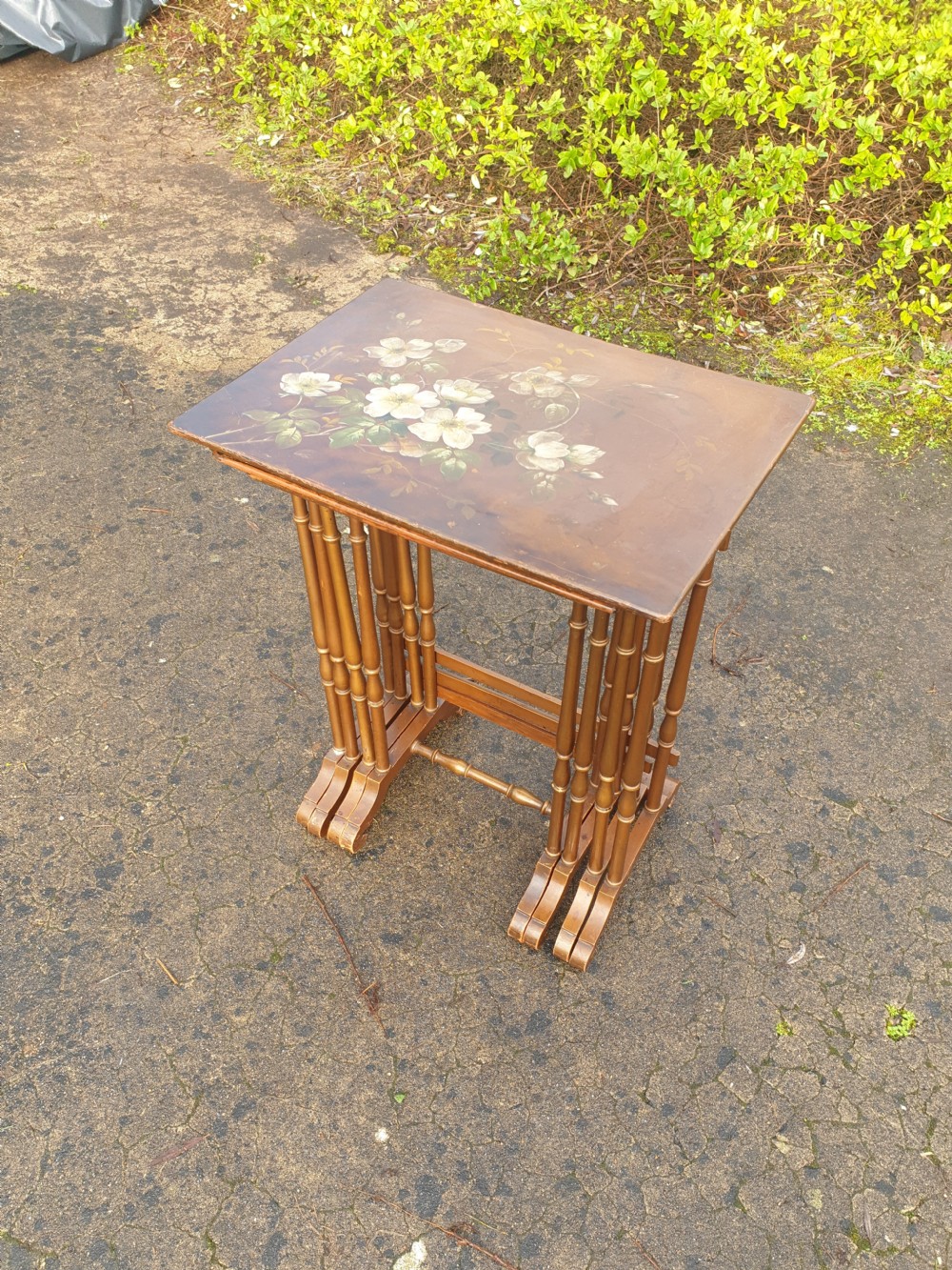 Nest of 4 decorated tables View II