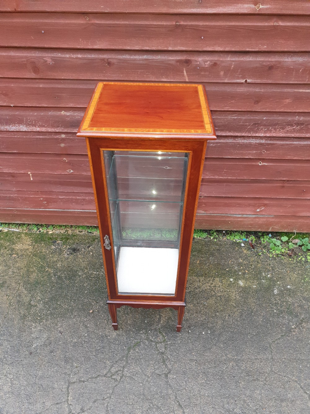 Edwardian inlaid mahogany bijouterie display cabinet. 