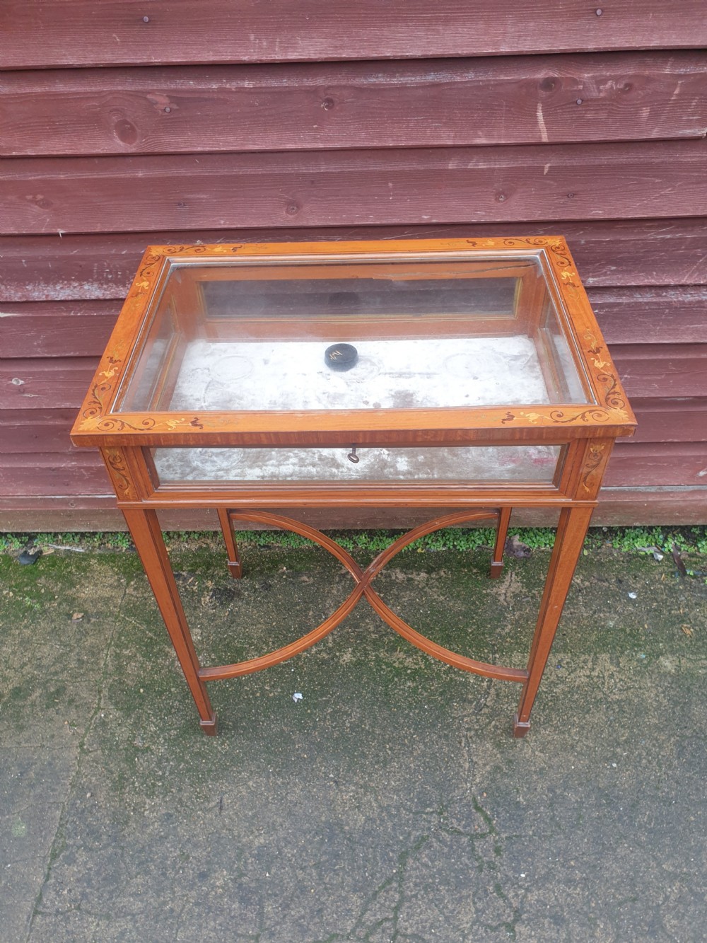 Edwardian inlaid satinwood bijouterie display table. 