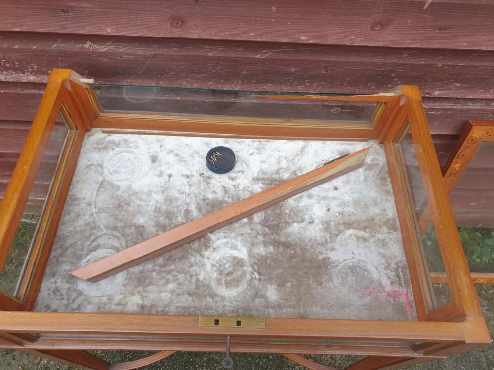 Edwardian inlaid satinwood bijouterie display table.  View X