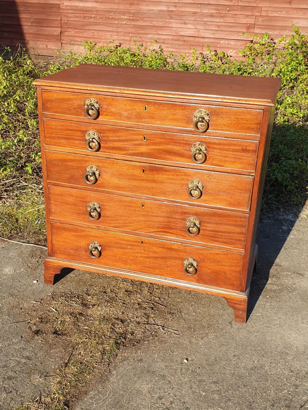Regency mahogany chest of drawers.  View III