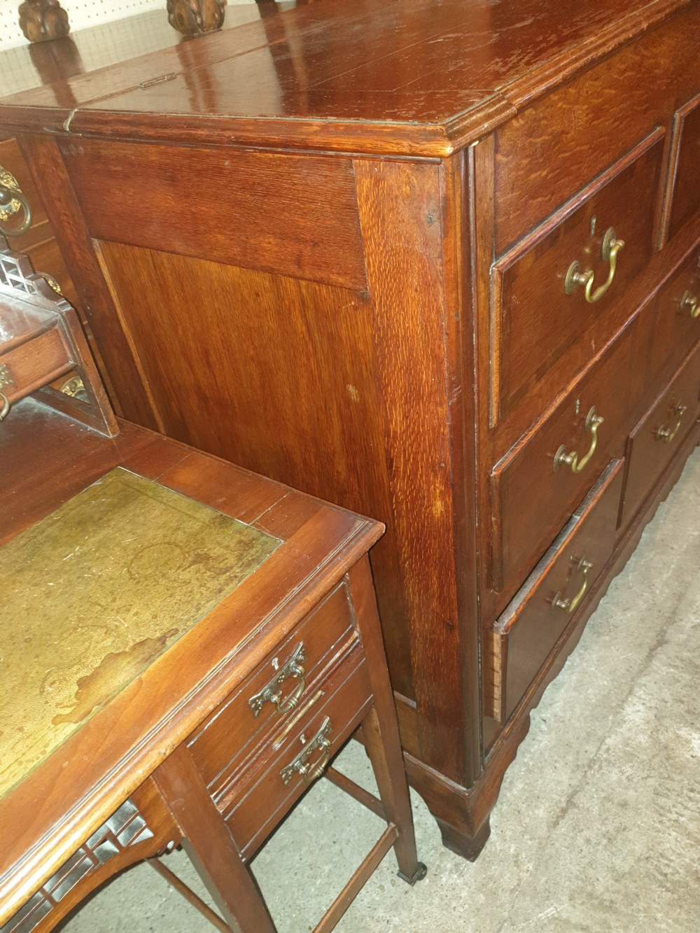 Late Georgian oak mule chest  View IV