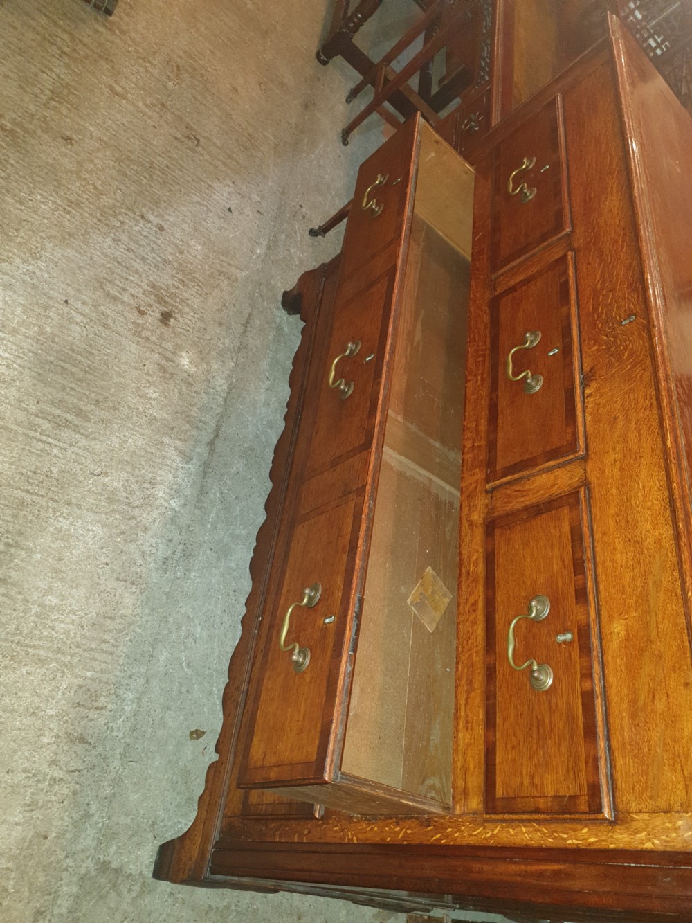Late Georgian oak mule chest  View VI