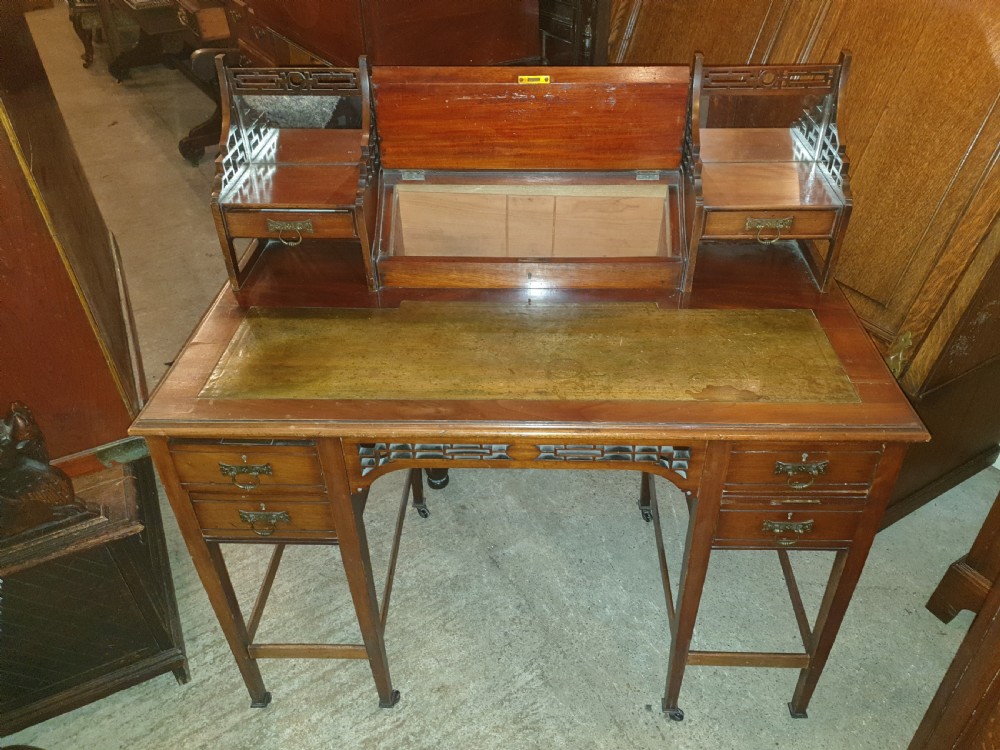 Late Victorian mahogany ladys writing desk  View IV