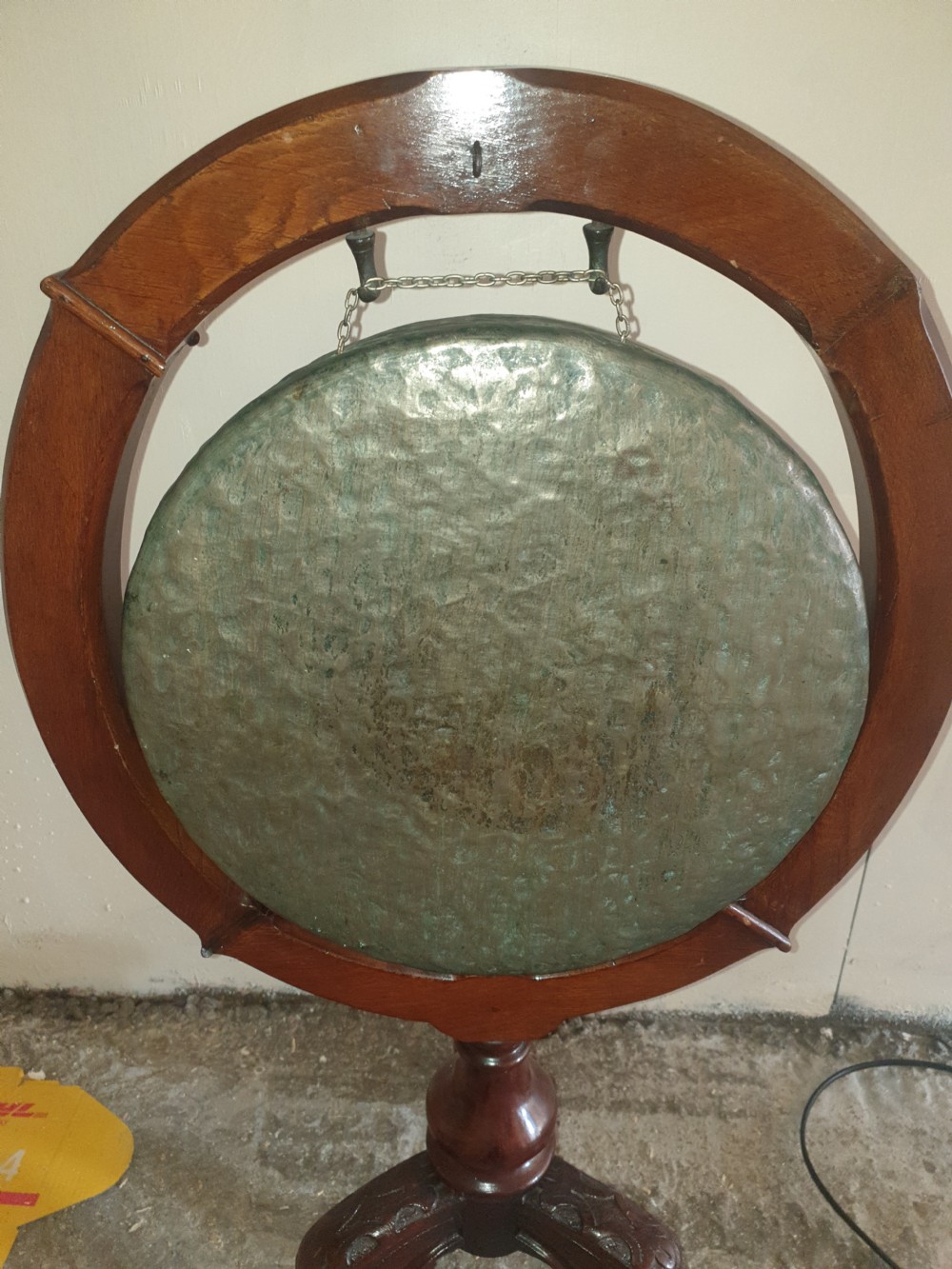 Late Victorian oak dinner gong  View V