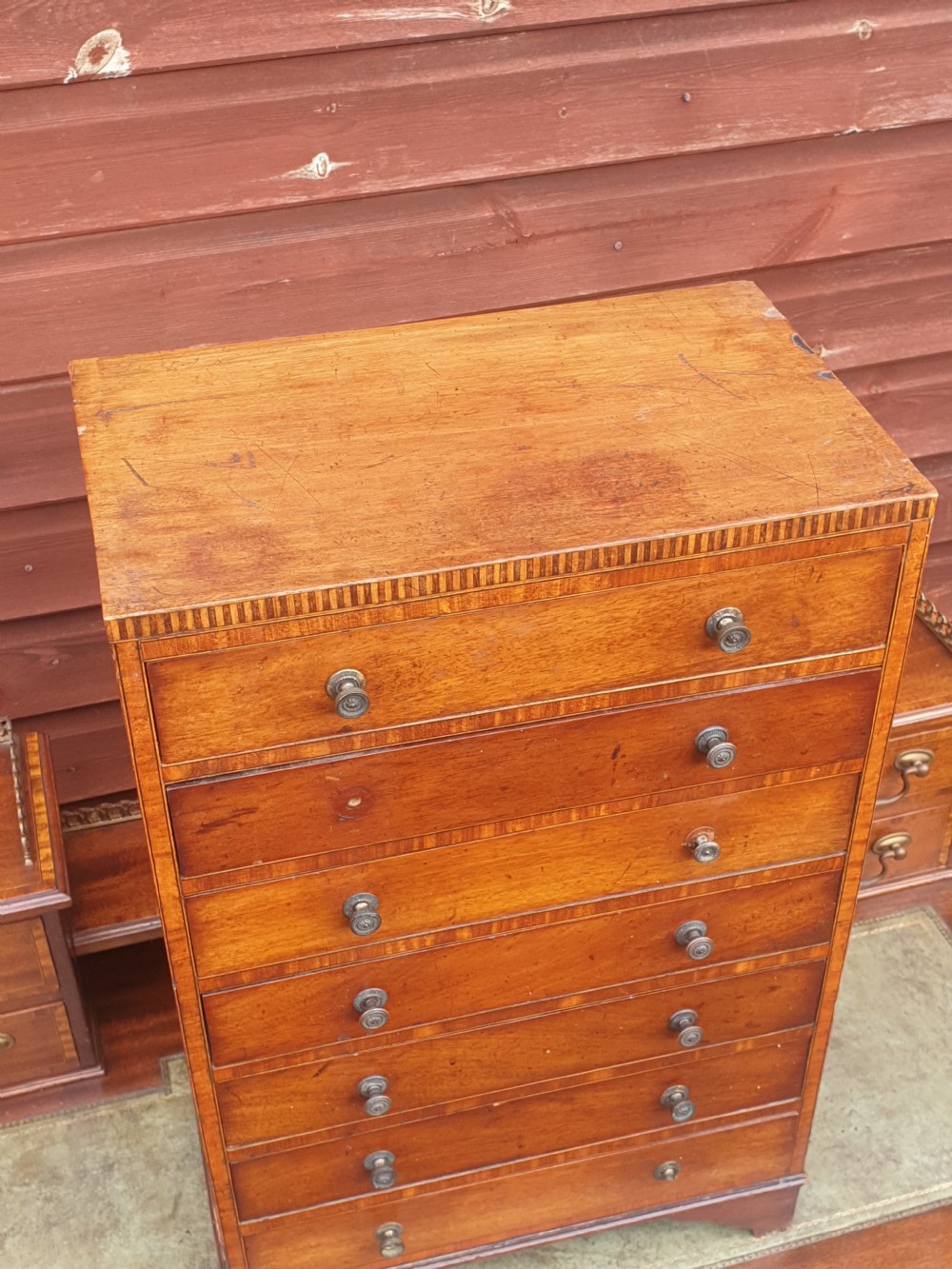 Small inlaid mahogany collectors chest. View V