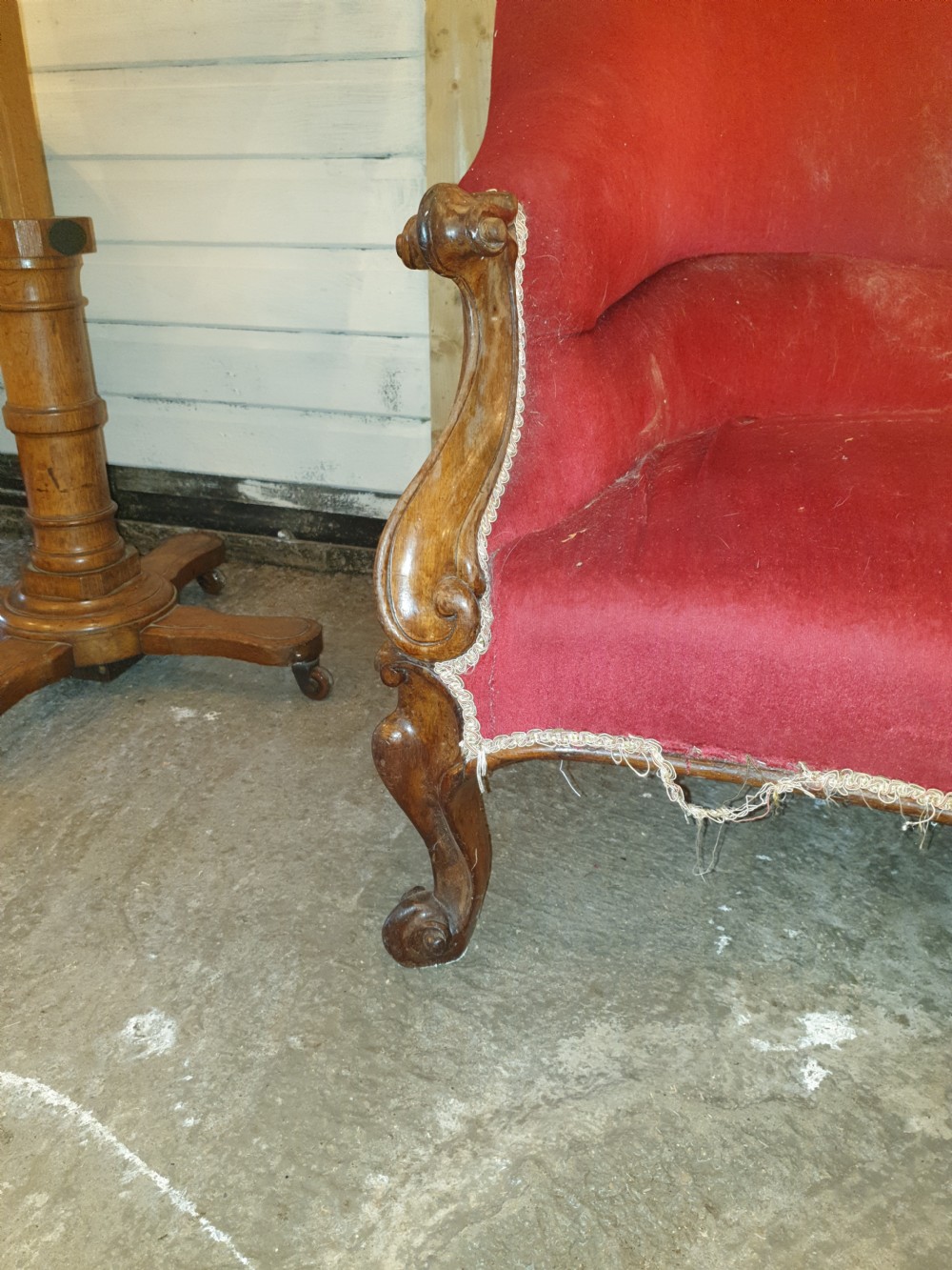 Victorian rosewood framed double ended chaise.  View II