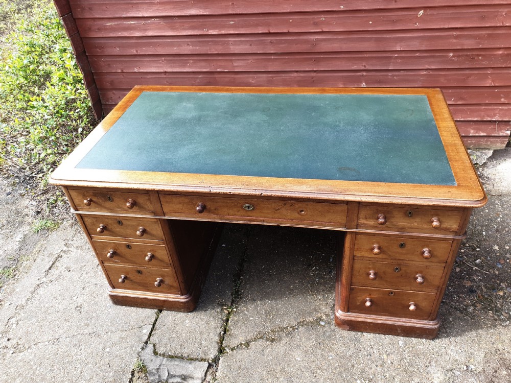 Good sized Victorian mahogany pedestal desk. View II
