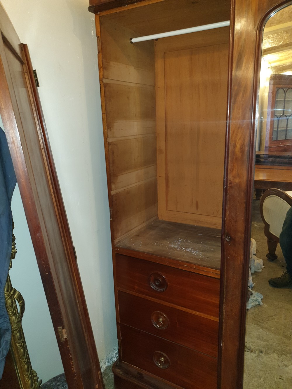 Mid Victorian mahogany 3 door wardrobe. View IX