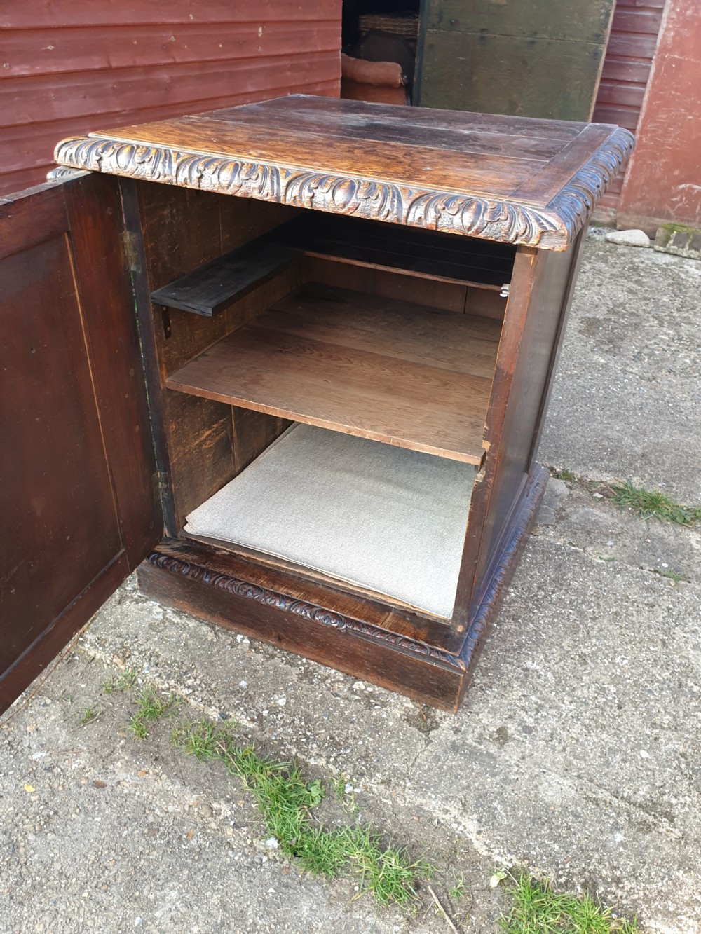 Large Victorian oak country house pedestal cupboard.  View IV