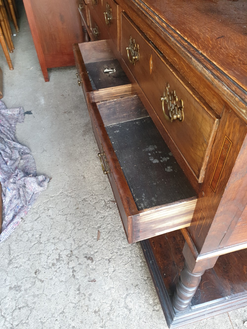 Oak 2 part farmhouse dresser  View IX