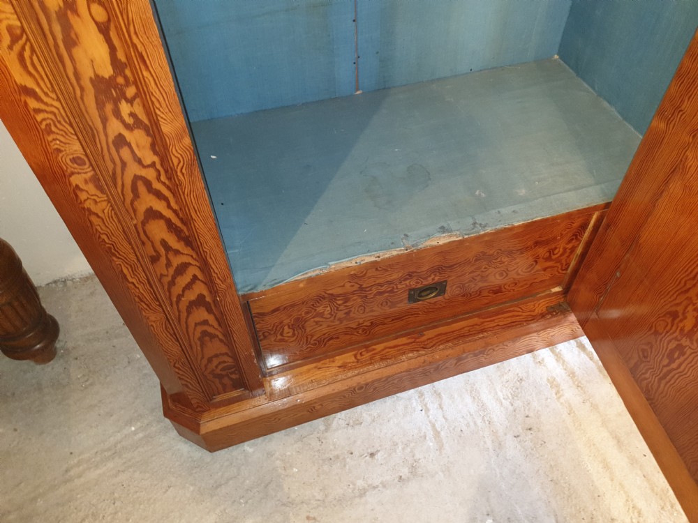 Good quality Victorian pitch pine hall wardrobe.  View IV