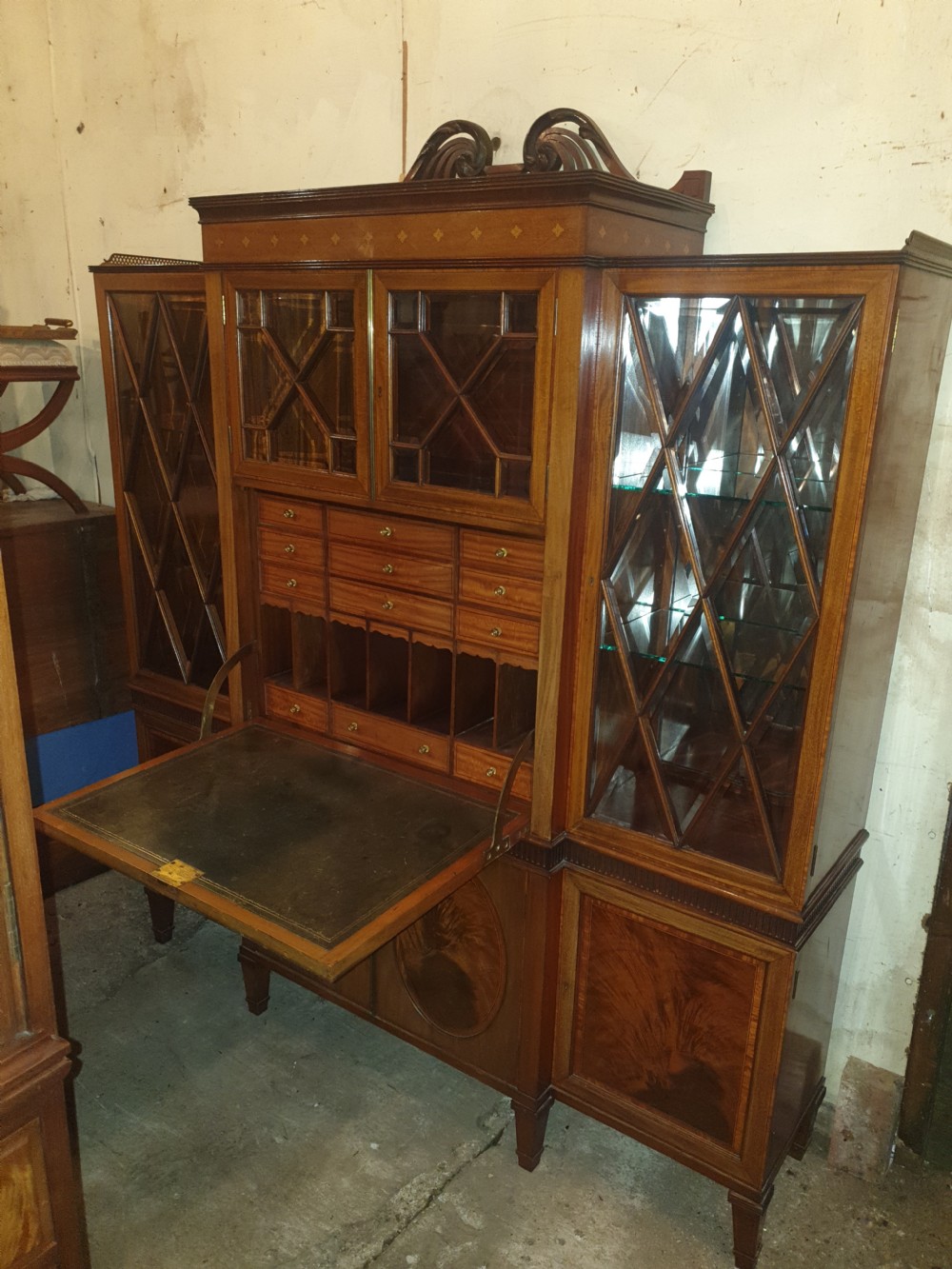Good quality Edwardian inlaid mahogany secretaire cabinet  View X