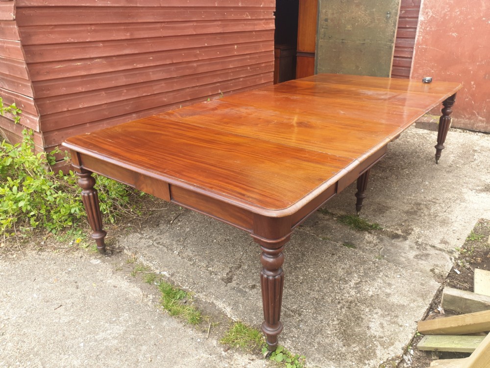 Gillows style mahogany extending dining table.  View II