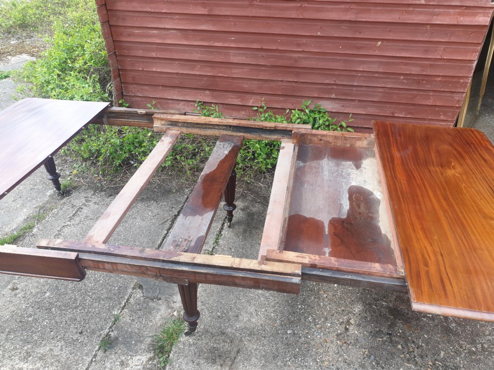 Gillows style mahogany extending dining table.  View XI