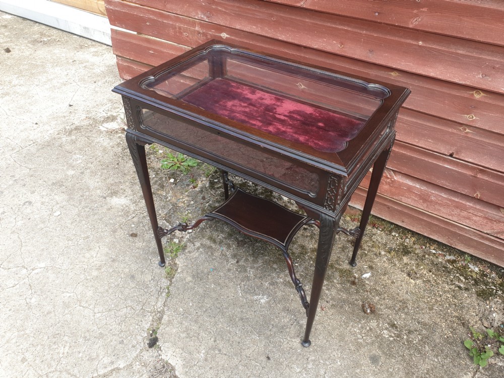 Edwardian mahogany bijouterie display table  View IV