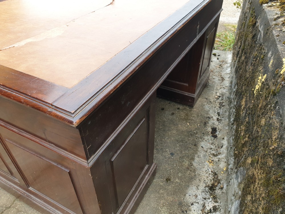 Mahogany panelled kneehole pedestal desk.  View III