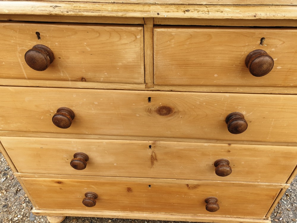 Victorian pine chest of drawers  View III