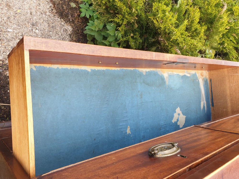 Regency mahogany chest with cross banded top View II