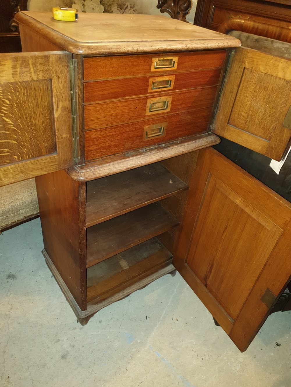 Inlaid oak 2 part dining room cabinet. 