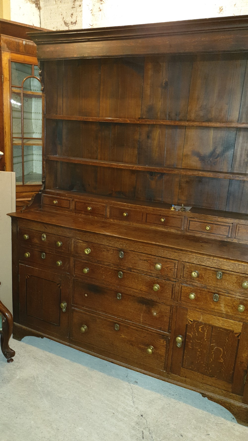 Early 19th century inlaid oak Welsh dresser  View VI