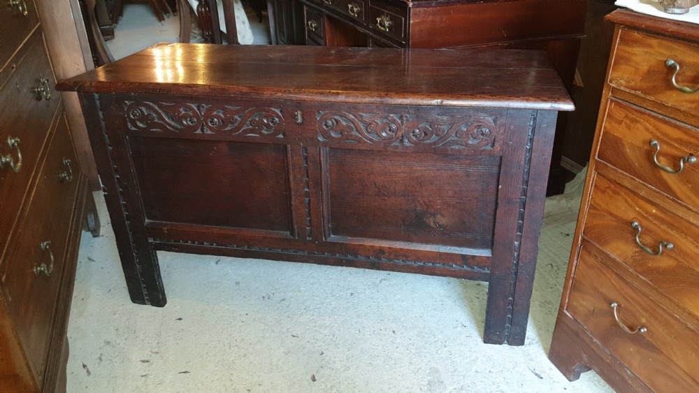 Early 18th century panelled oak coffer View II