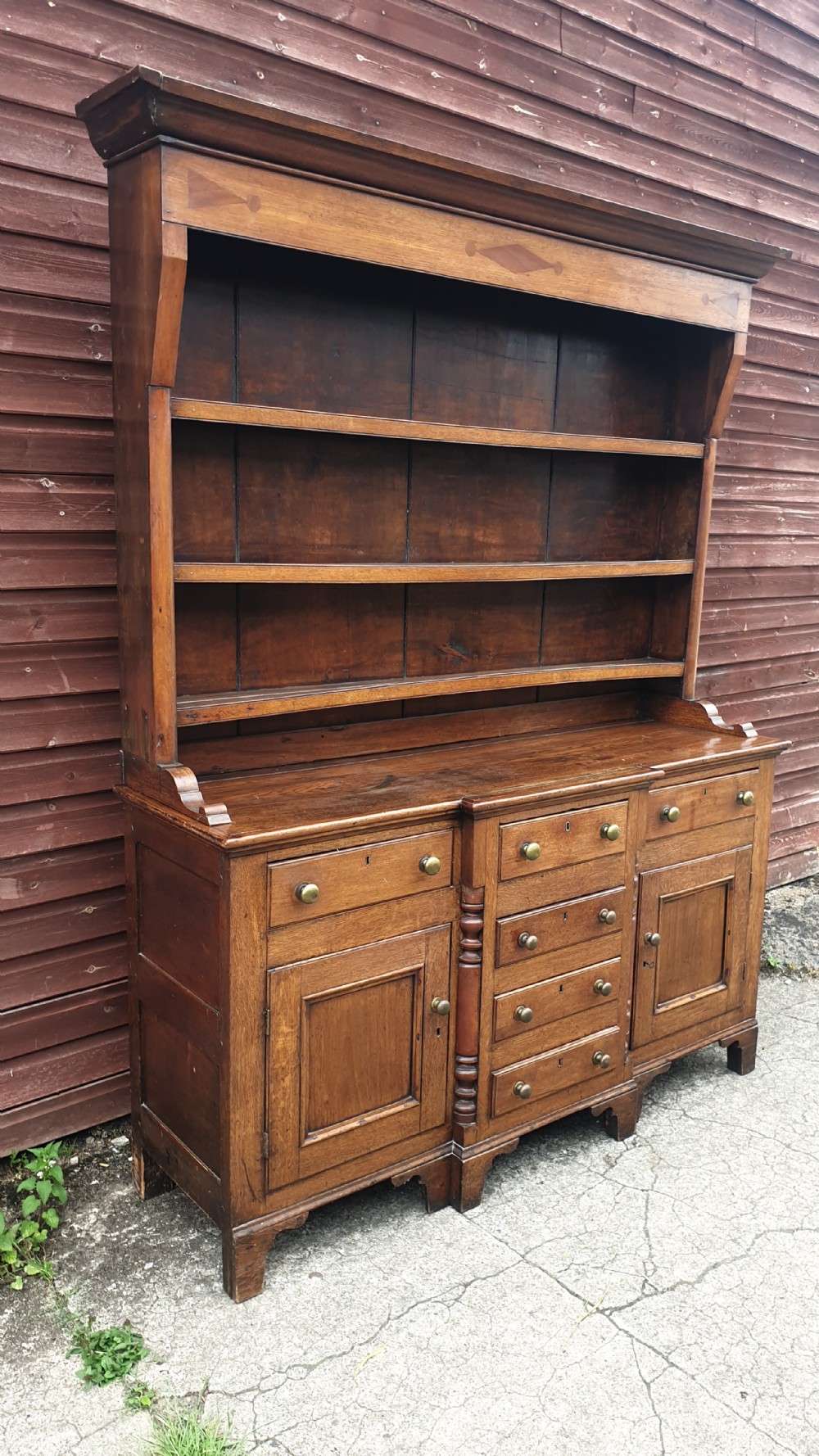 Early Victorian Welsh oak dresser.  View V