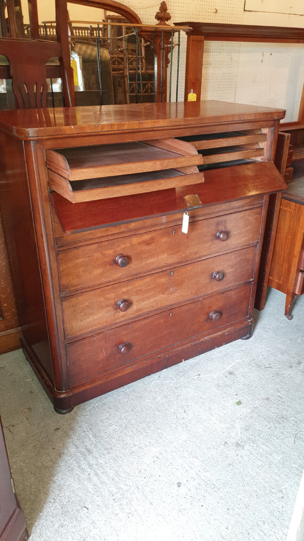 Unusual Victorian mahogany chest of drawers  View III
