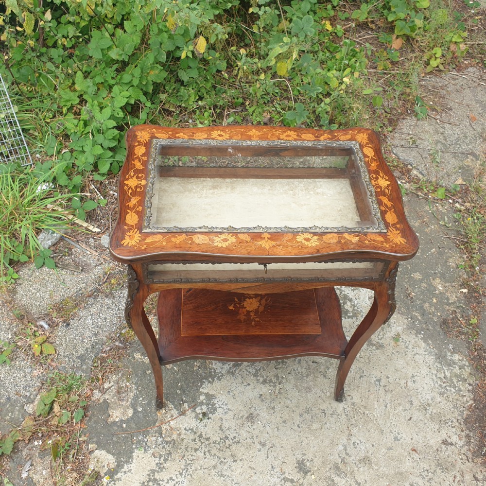 Inlaid rosewood bijouterie display table. 