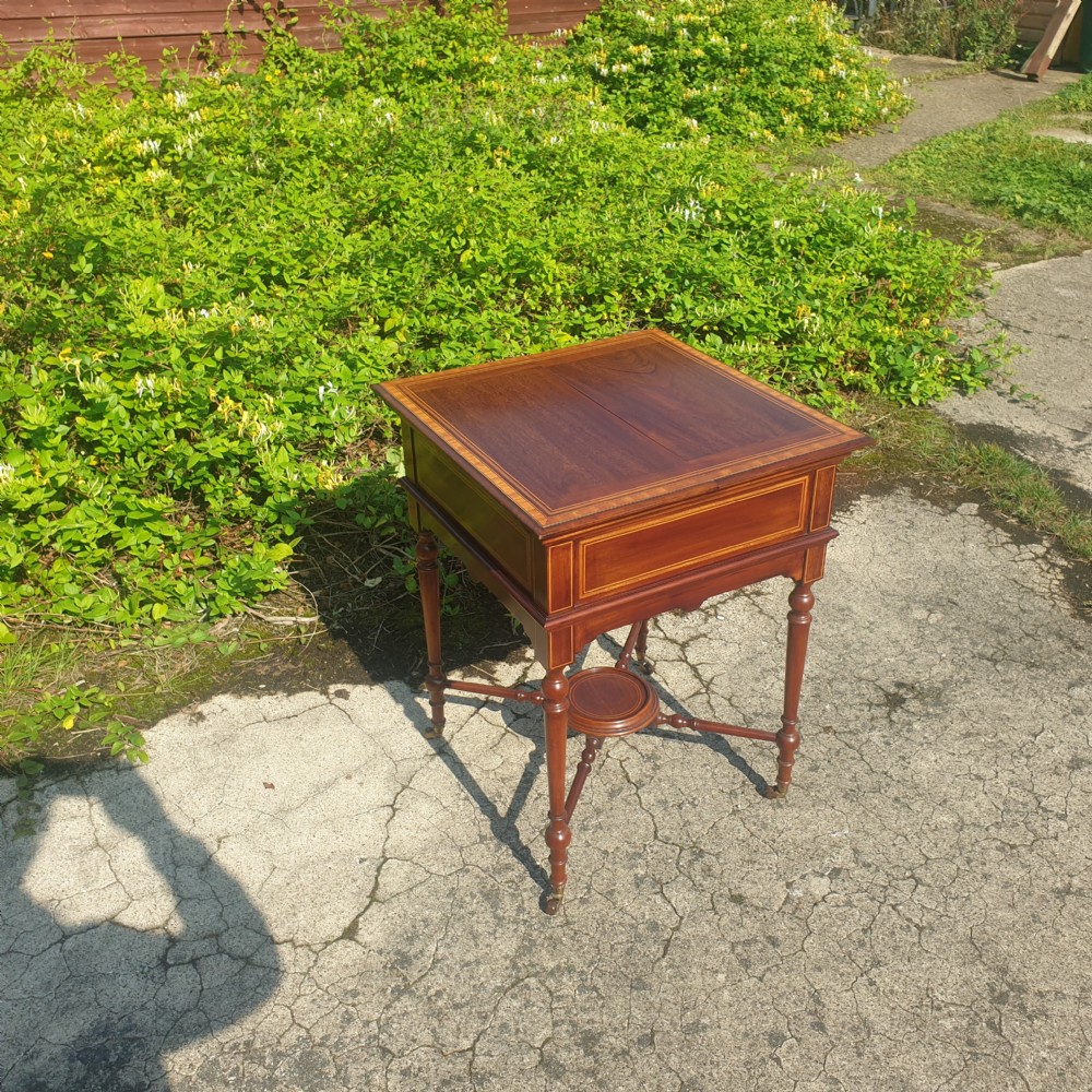 Good quality inlaid mahogany surprise drinks table with tray.  View III