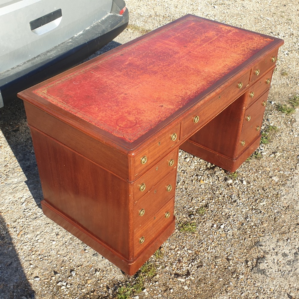 Edwardian mahogany kneehole pedestal desk.  View II