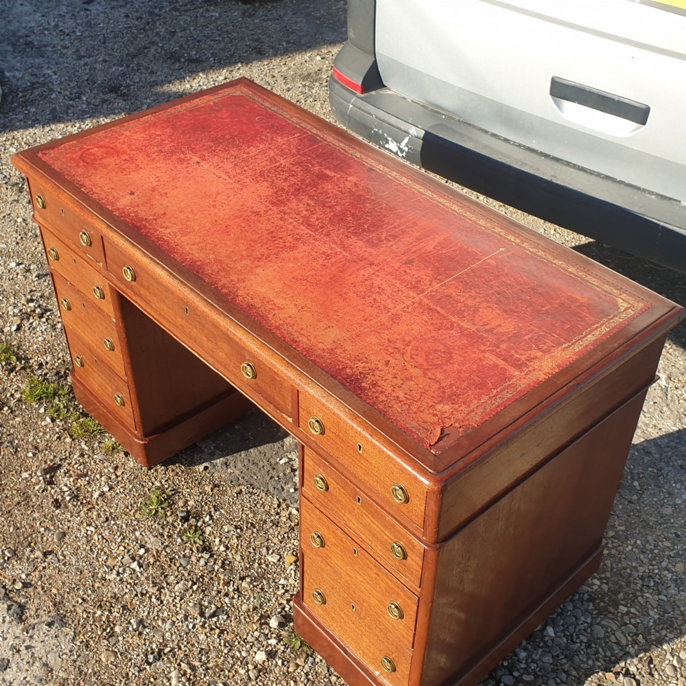 Edwardian mahogany kneehole pedestal desk.  View V