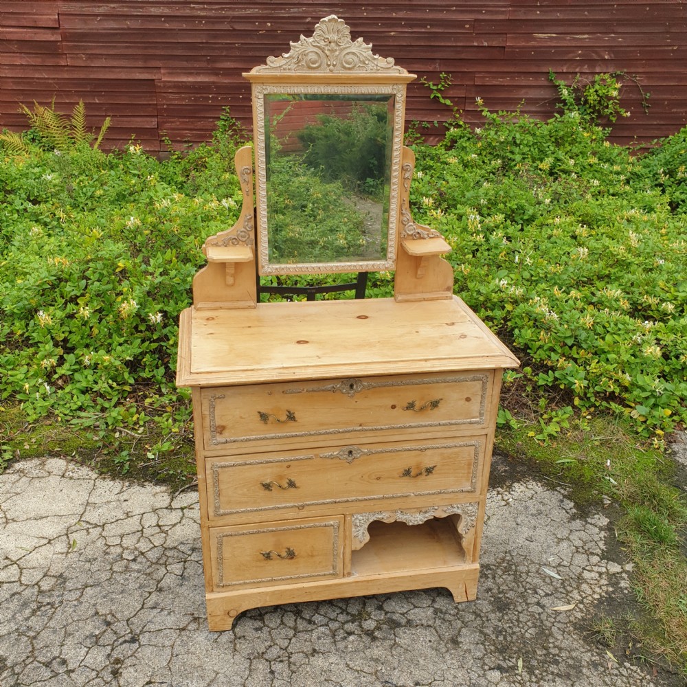 Late Victorian pine dressing chest.