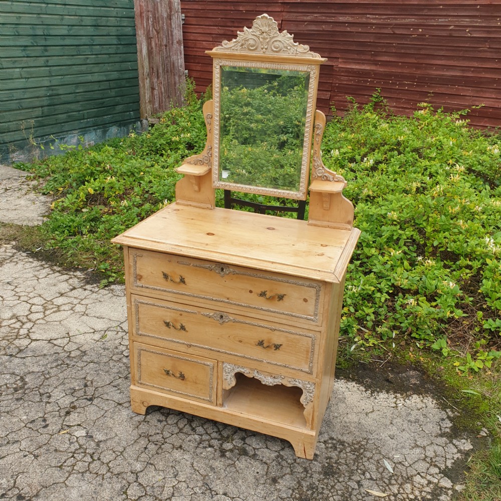 Late Victorian pine dressing chest. View II