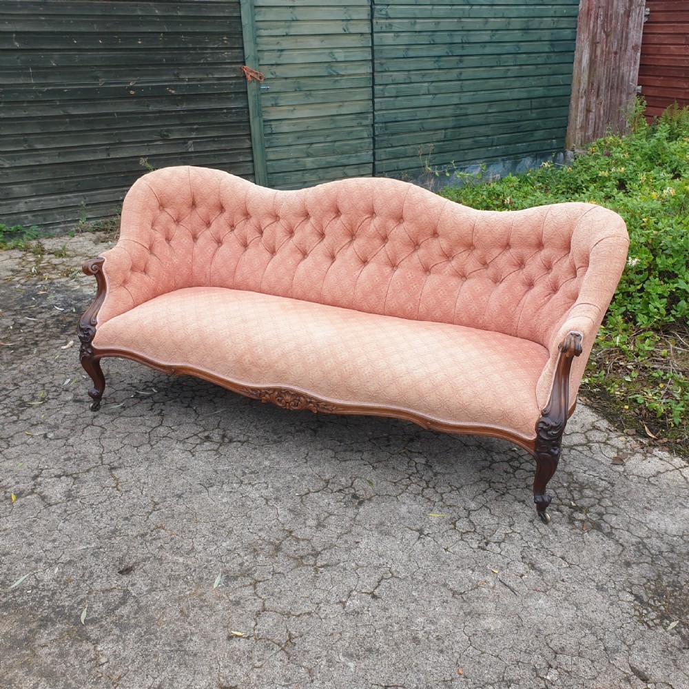 Large Victorian rosewood framed country house sofa