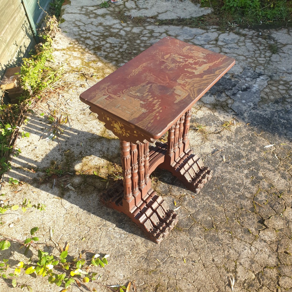 Nest of 4 lacquered tables  View V
