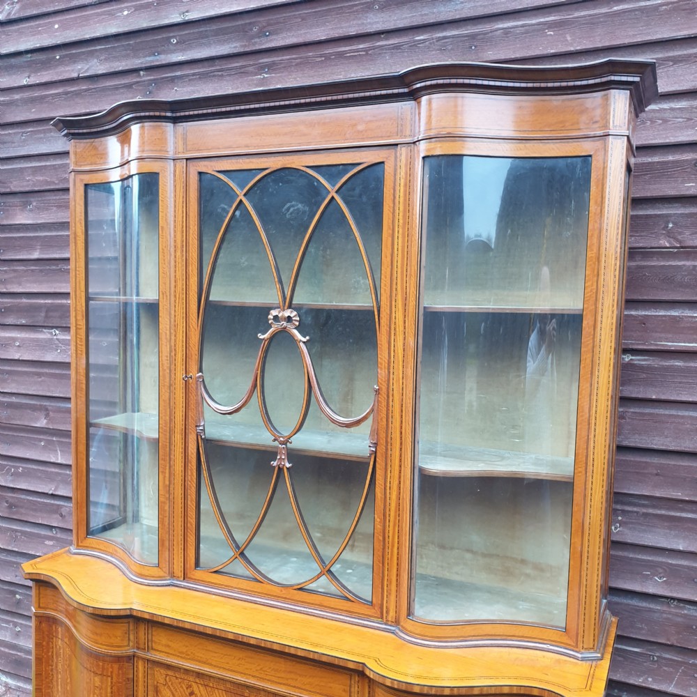 Good quality inlaid satinwood cabinet  View II